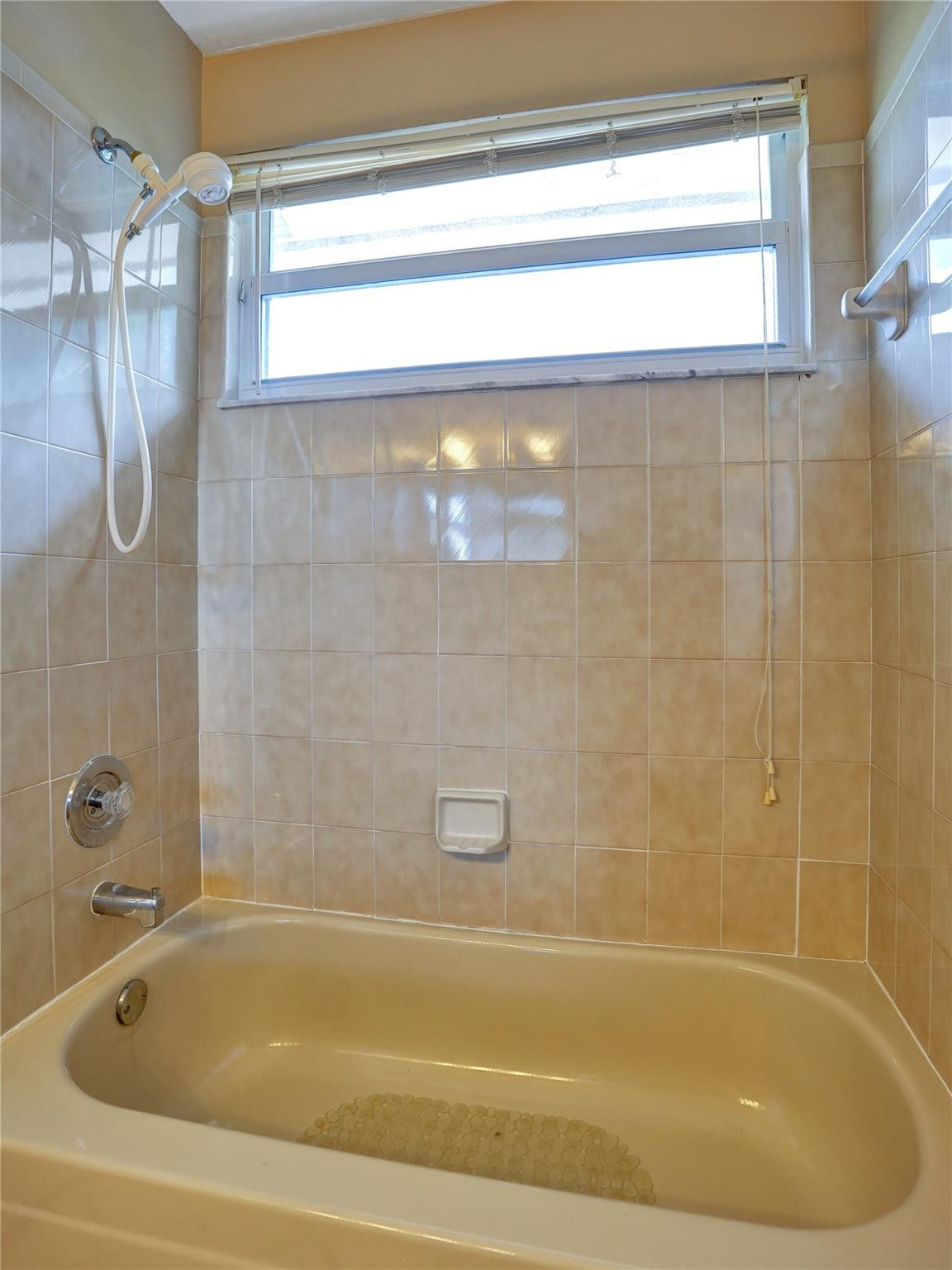 Embassy Lakes Ph II 141-4 - Residential