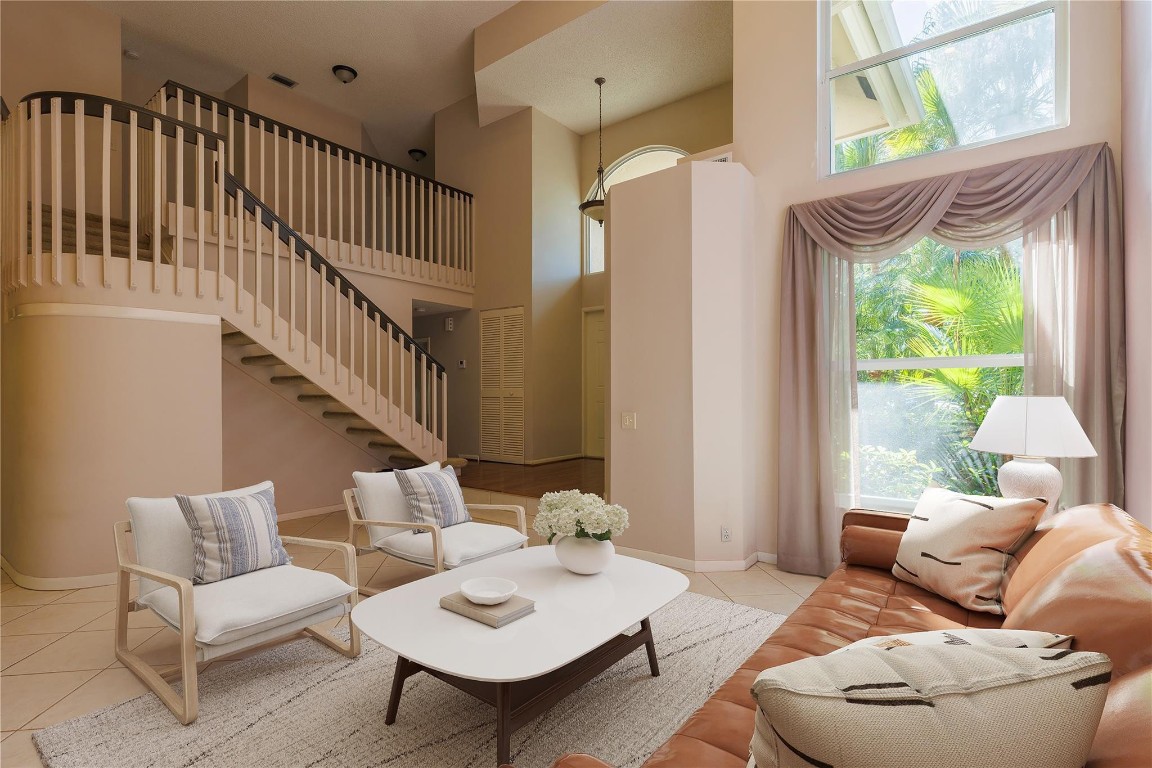 Embassy Lakes Ph II 141-4 - Residential