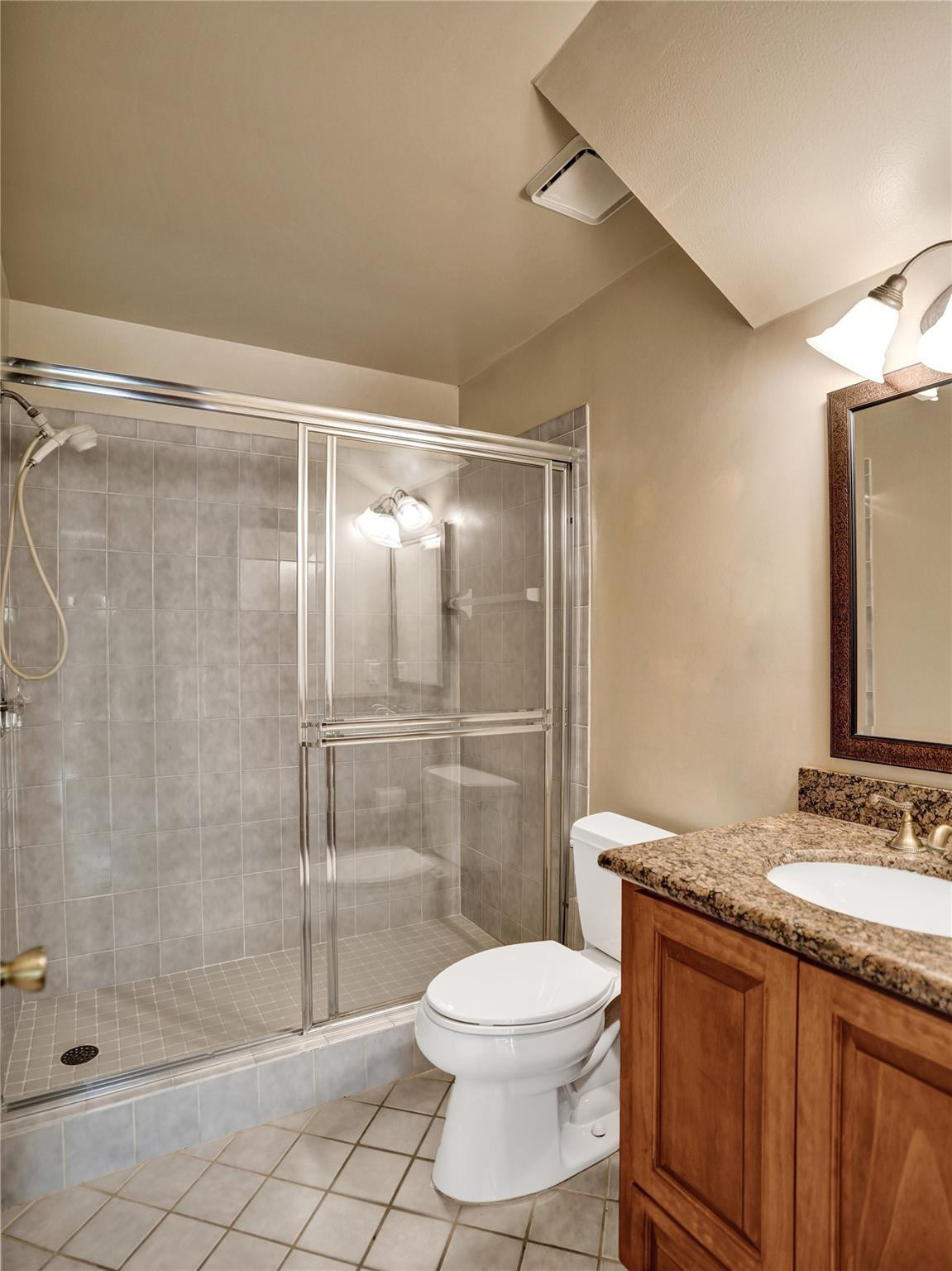 Embassy Lakes Ph II 141-4 - Residential