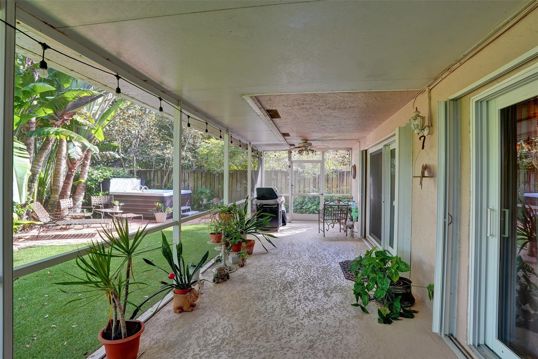 Embassy Lakes Ph II 141-4 - Residential