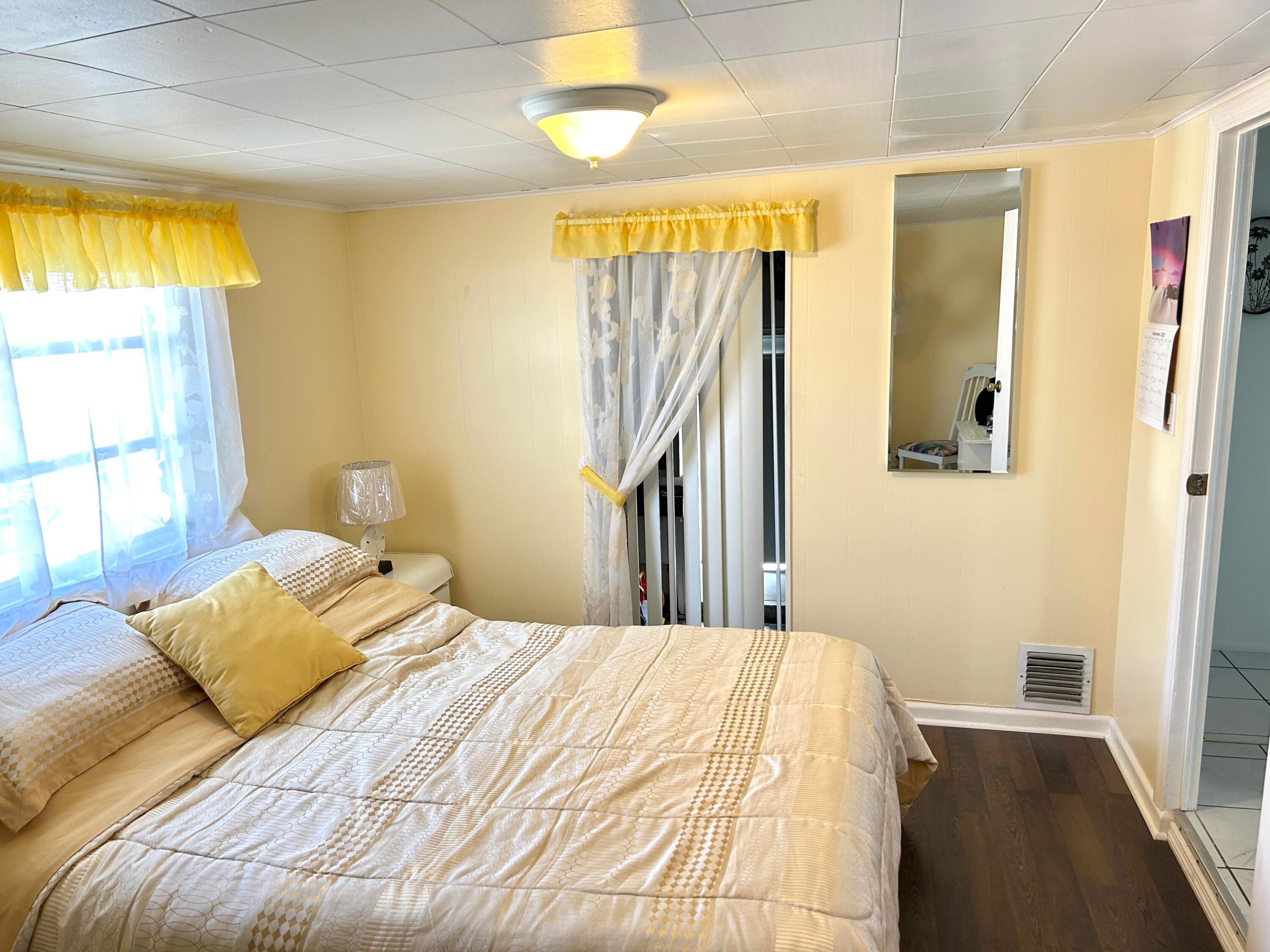 Orangebrook Harbor - Residential