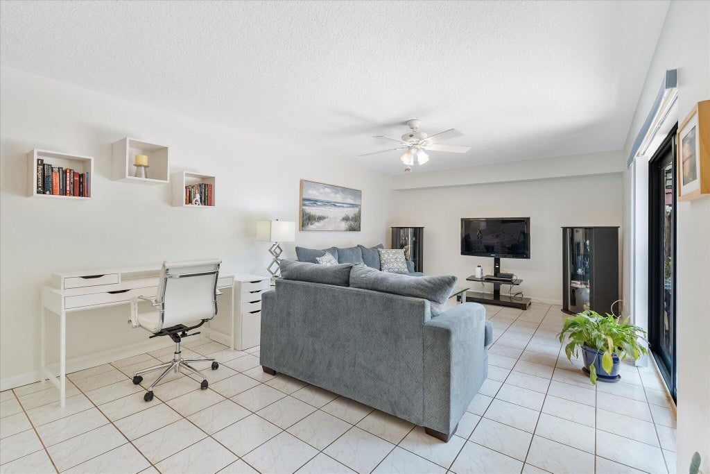 Photo of 702 NW 98TH Circle, Plantation, FL 33324 (MLS # B26071495)
