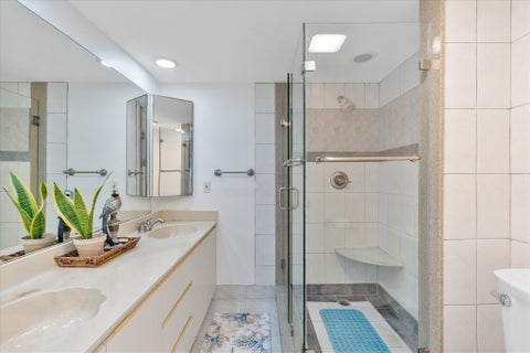 Tiny photo for 702 NW 98TH Circle, Plantation, FL 33324 (MLS # B26071495)