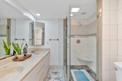 Tiny photo for 702 NW 98TH Circle, Plantation, FL 33324 (MLS # B26071495)