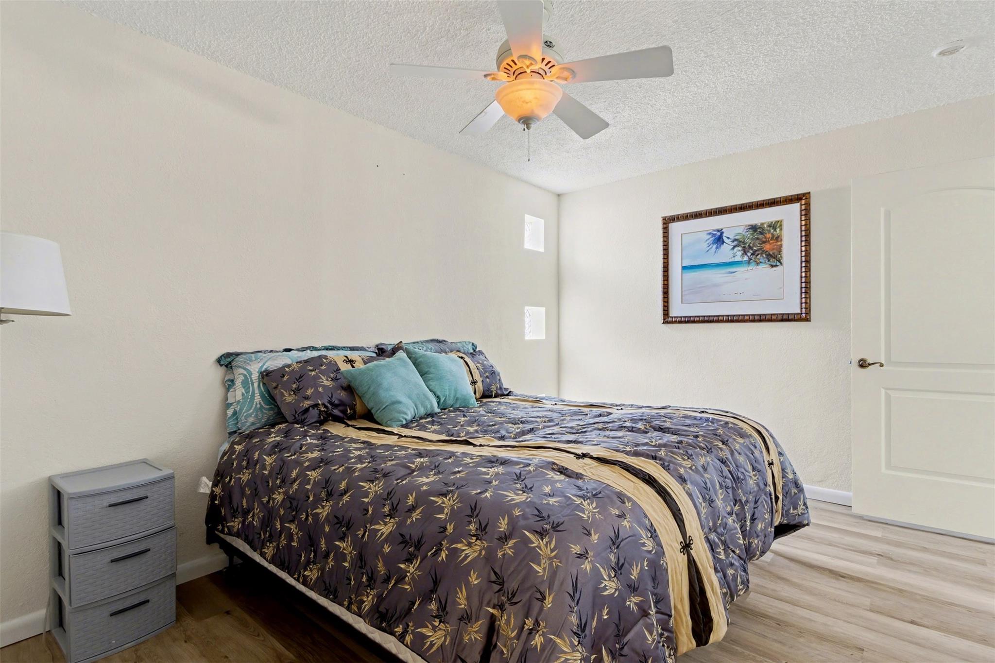 Driftwood Plaza 49-26 B - Residential