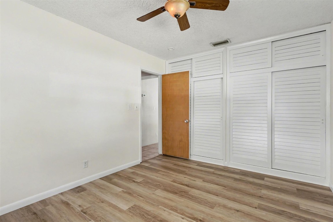 Driftwood Plaza 49-26 B - Residential