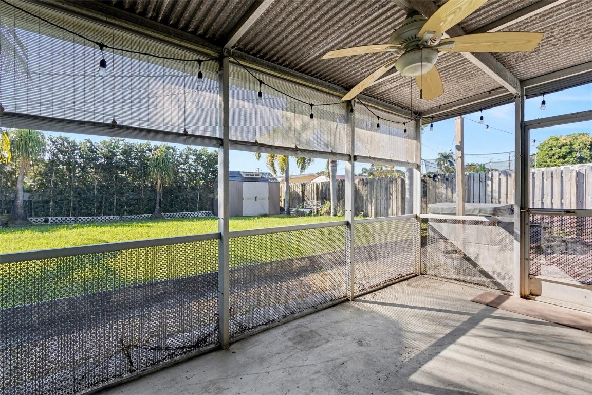 Driftwood Plaza 49-26 B - Residential