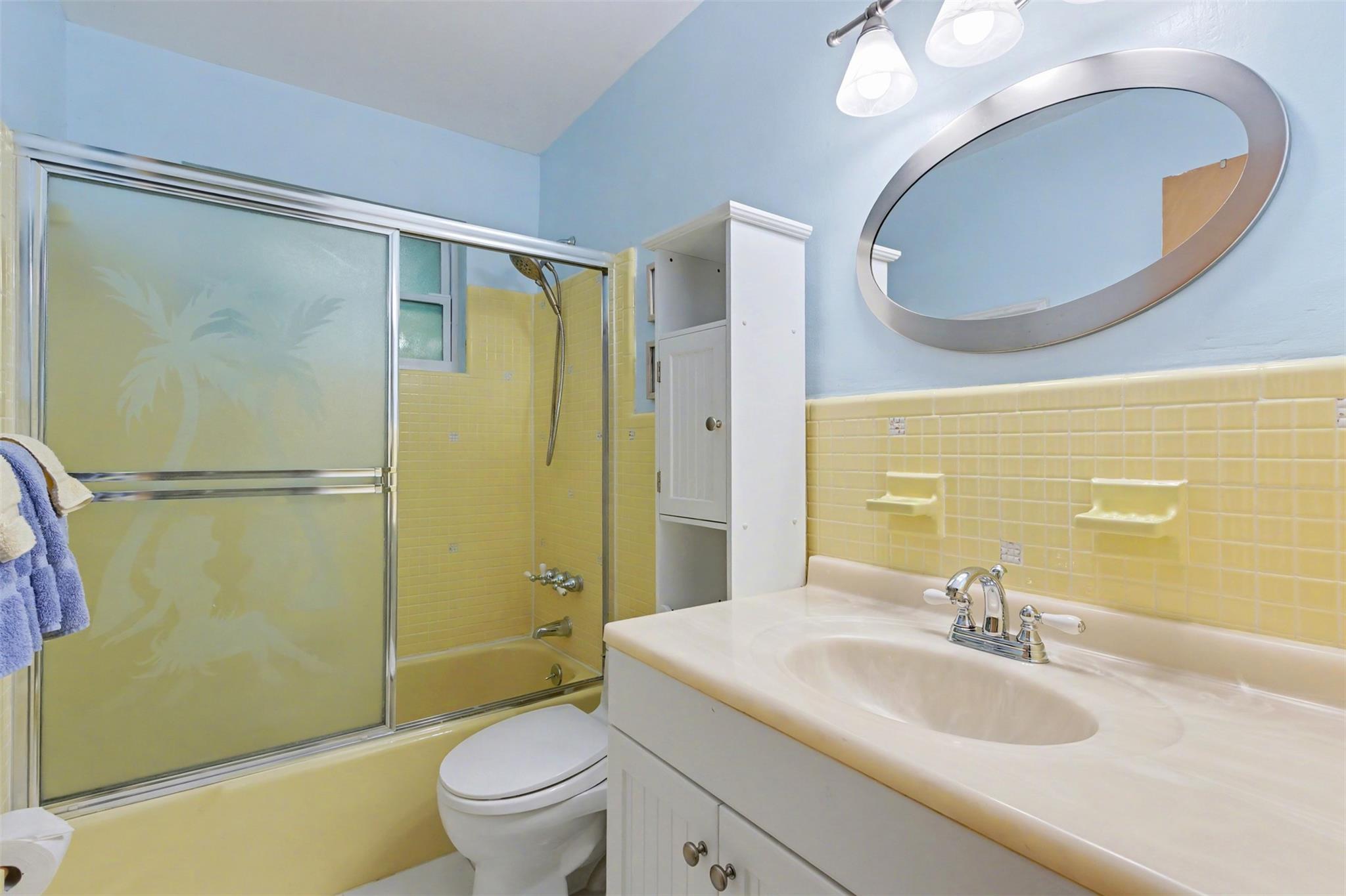 Driftwood Plaza 49-26 B - Residential