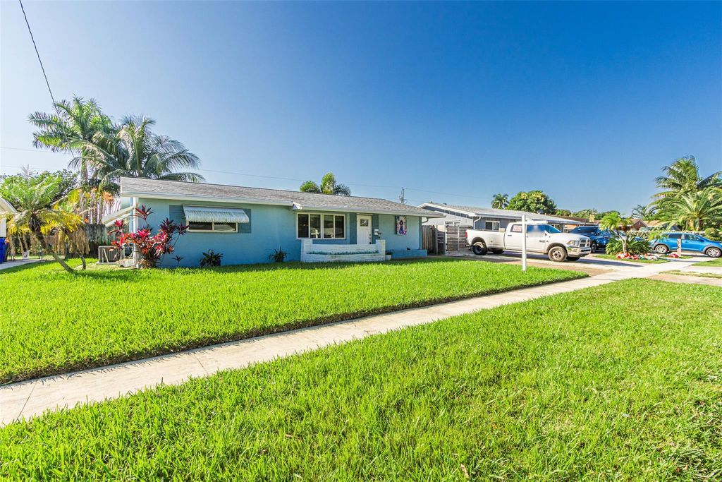 Photo of 6430 Harding St, Hollywood, FL 33024 (MLS # F10542181)