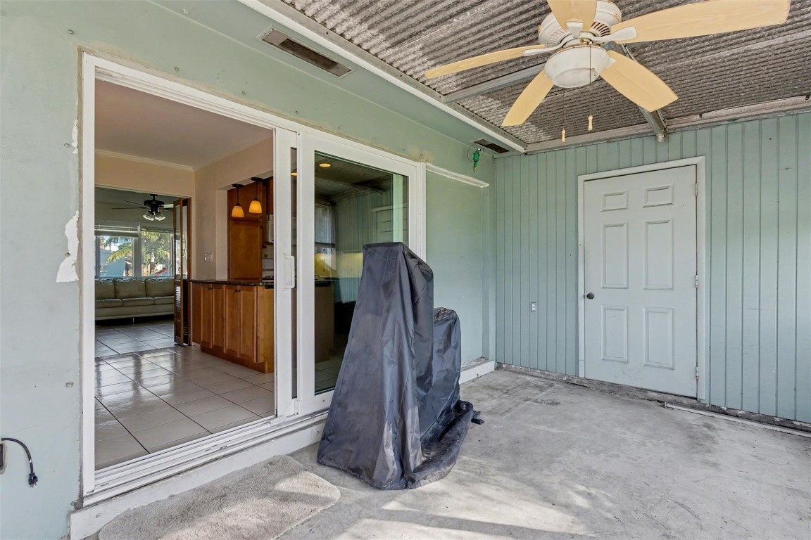 Driftwood Plaza 49-26 B - Residential