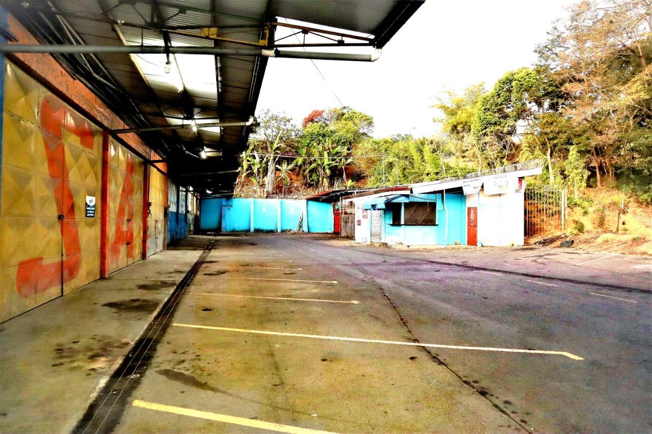 123 Interamericana Sur, Perez Zeel