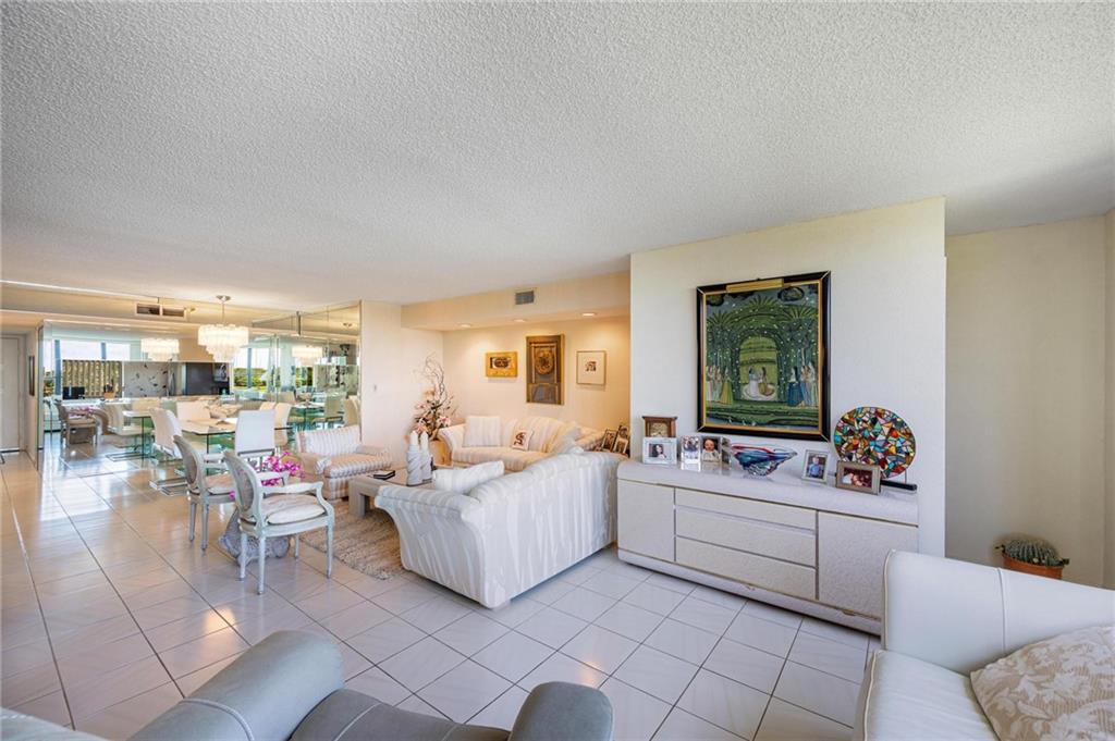 APPLEWOOD VILLAGE IV - Residential