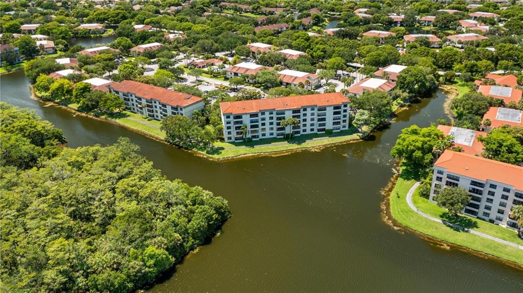 APPLEWOOD VILLAGE IV - Residential