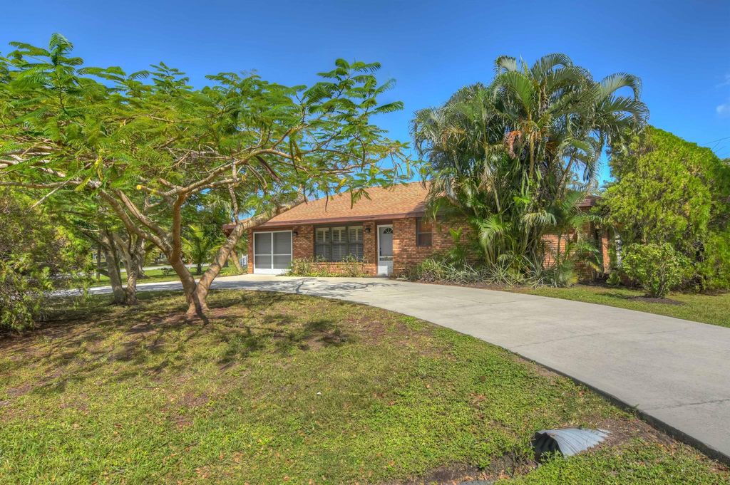 Photo of 2201 SE Seafury Lane, Port Saint Lucie, FL 34952 (MLS # R11033370)