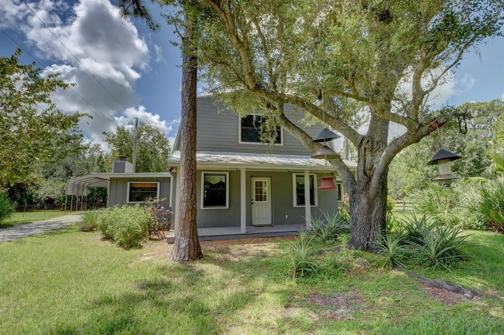 Photo of 5028 SW Moore Street, Palm City, FL 34990 (MLS # R10739853)