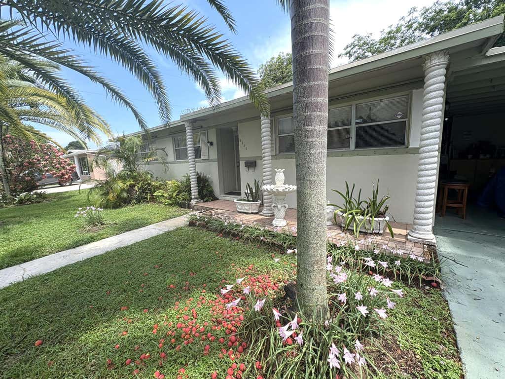 Photo of 6940 NW 14th Court NW, Plantation, FL 33313 (MLS # B26045471)