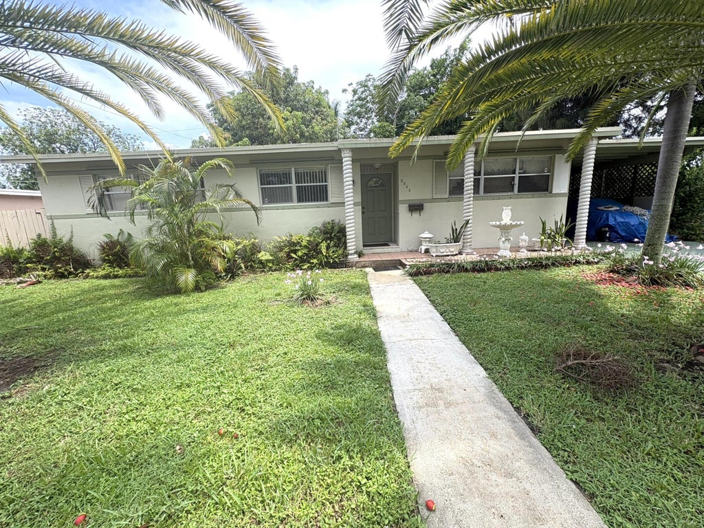 Photo of 6940 NW 14th Court NW, Plantation, FL 33313 (MLS # B26045471)