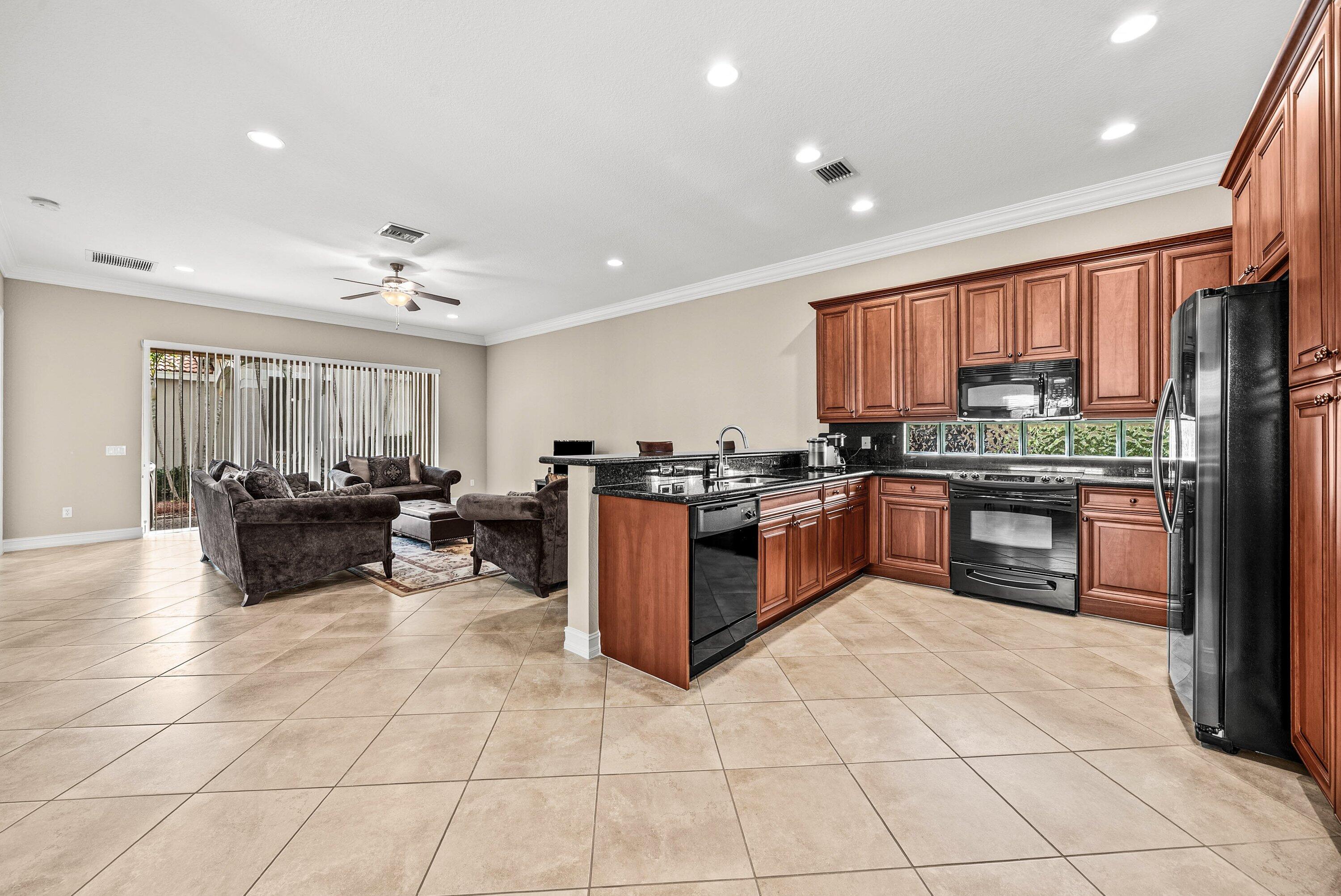 CANYON SPRINGS - Residential