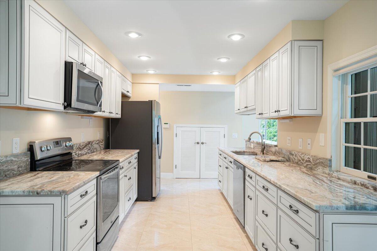 Kitching Cove Estates - Residential