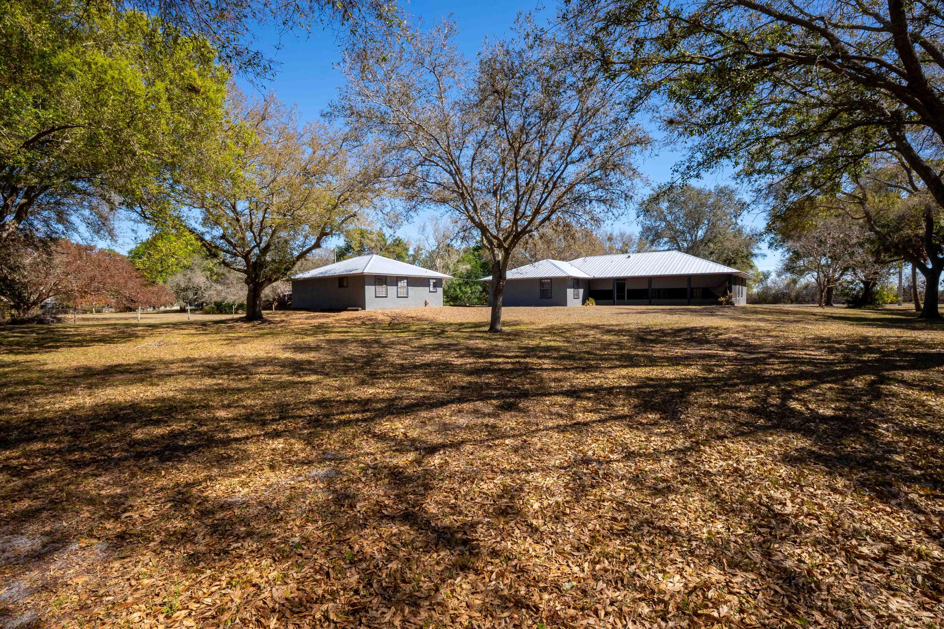 FORT PIERCE GARDENS - Residential