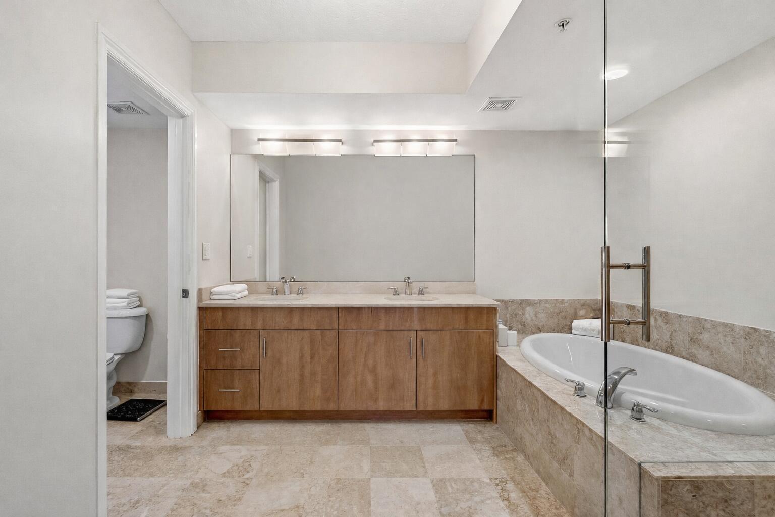 PENINSULA ON THE INTRACOASTAL CONDO - Residential