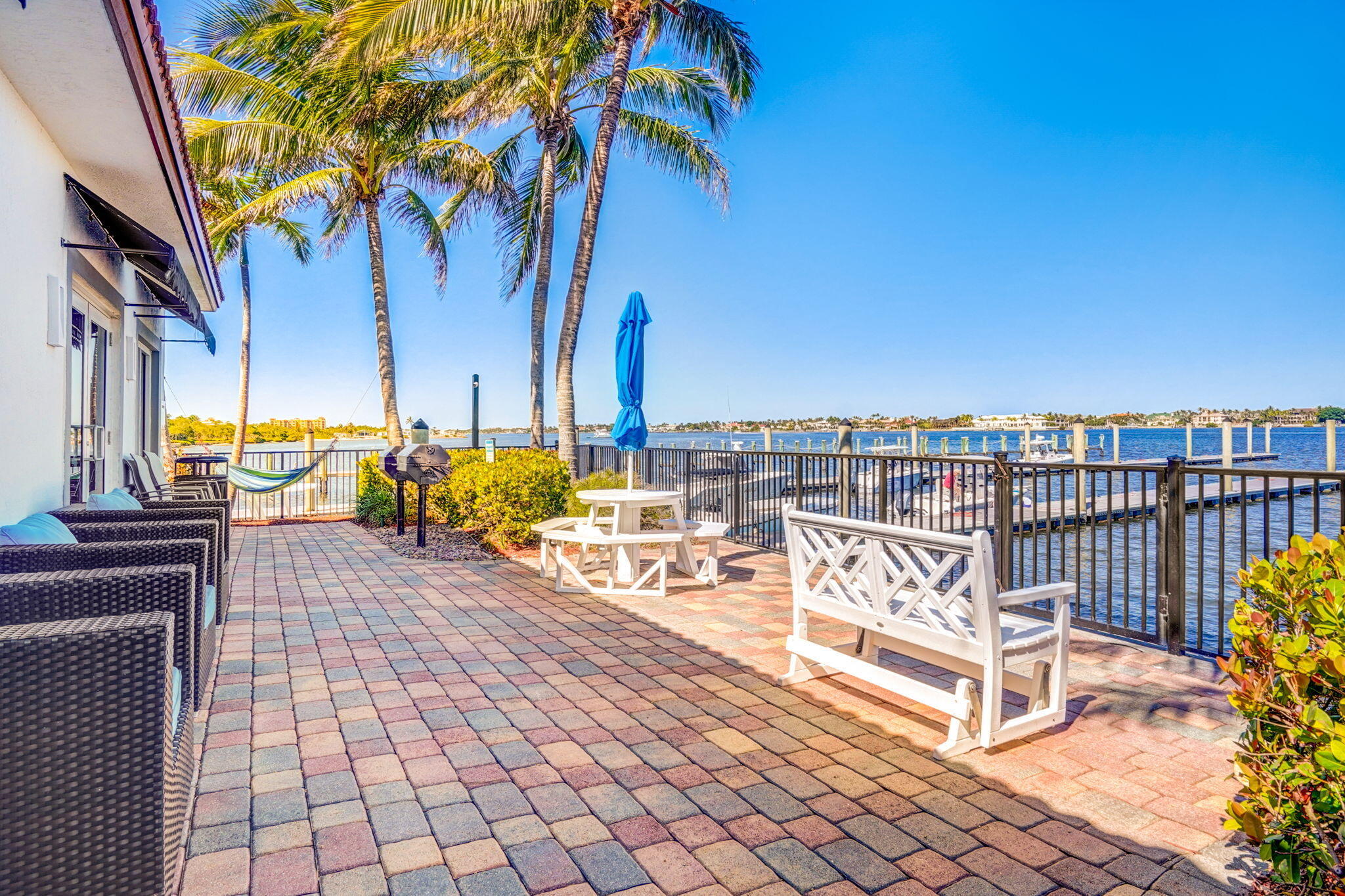 PENINSULA ON THE INTRACOASTAL CONDO - Residential