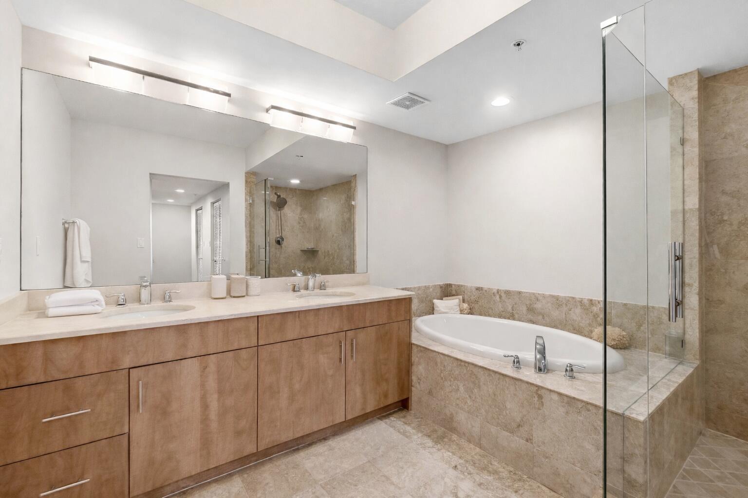 PENINSULA ON THE INTRACOASTAL CONDO - Residential