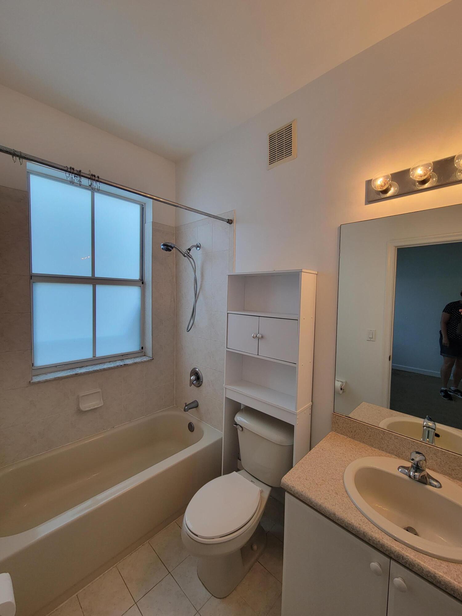 SHOMA - Residential Lease