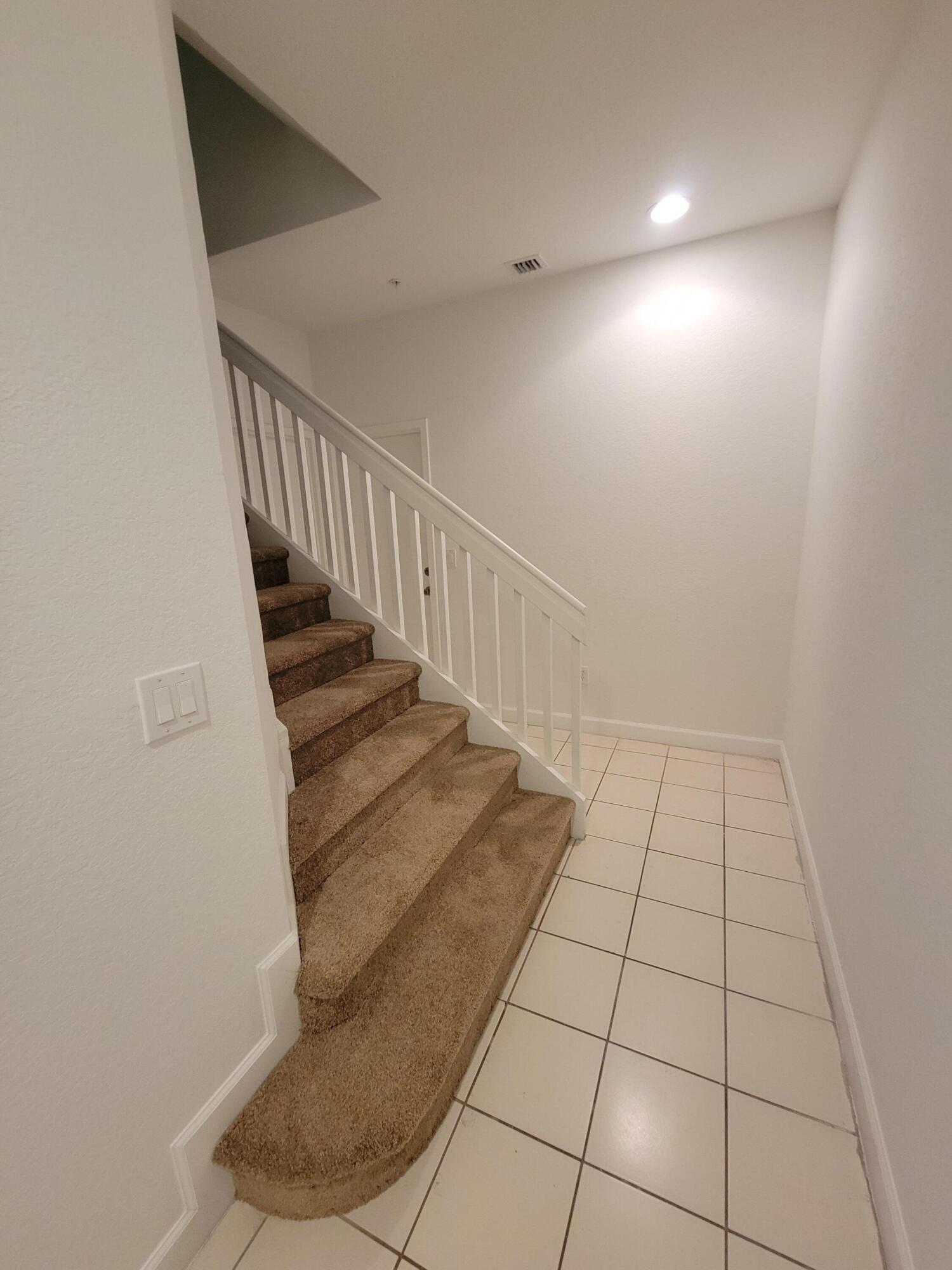 SHOMA - Residential Lease