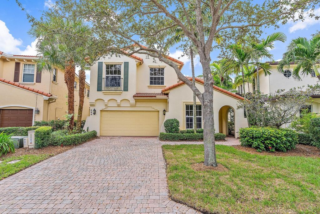 Photo of 844 Madison Court, Palm Beach Gardens, FL 33410 (MLS # R10929925)