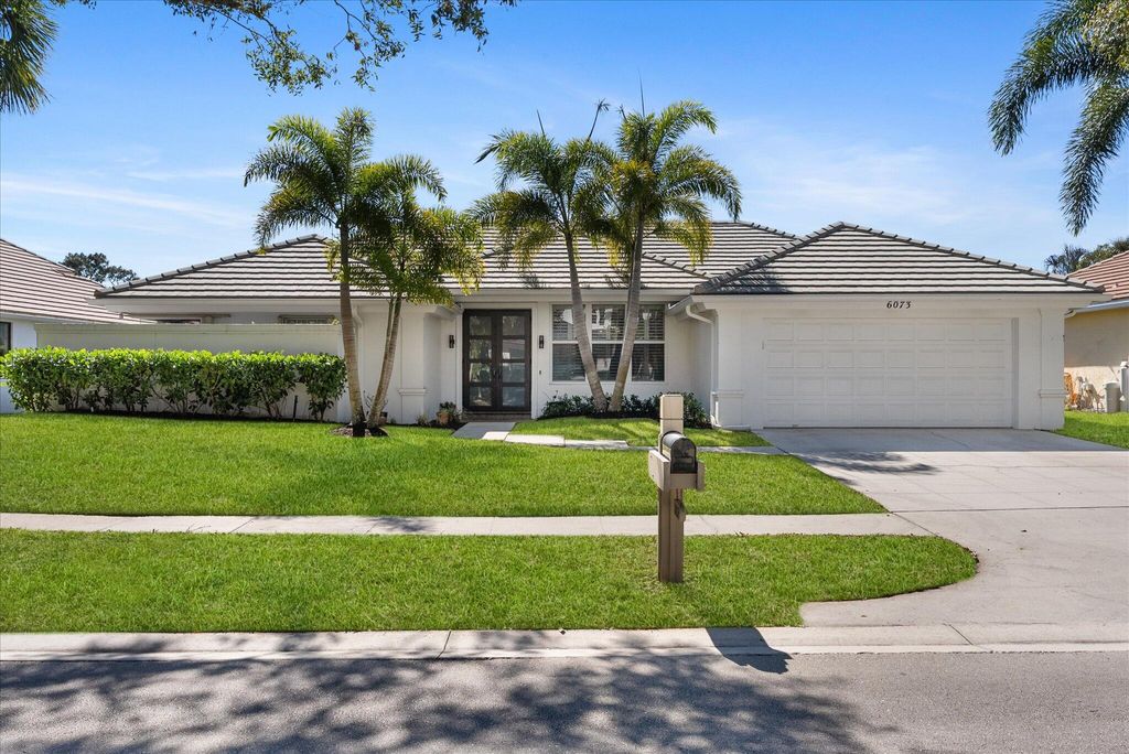 Photo of 6073 Winding Lake Drive, Jupiter, FL 33458 (MLS # R11161670)