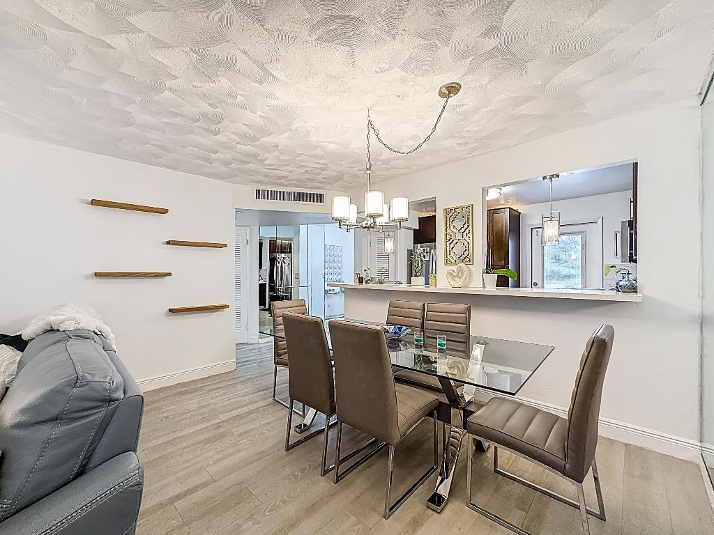 ROLLING GREEN CONDO H - Residential