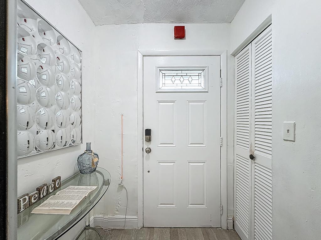 ROLLING GREEN CONDO H - Residential