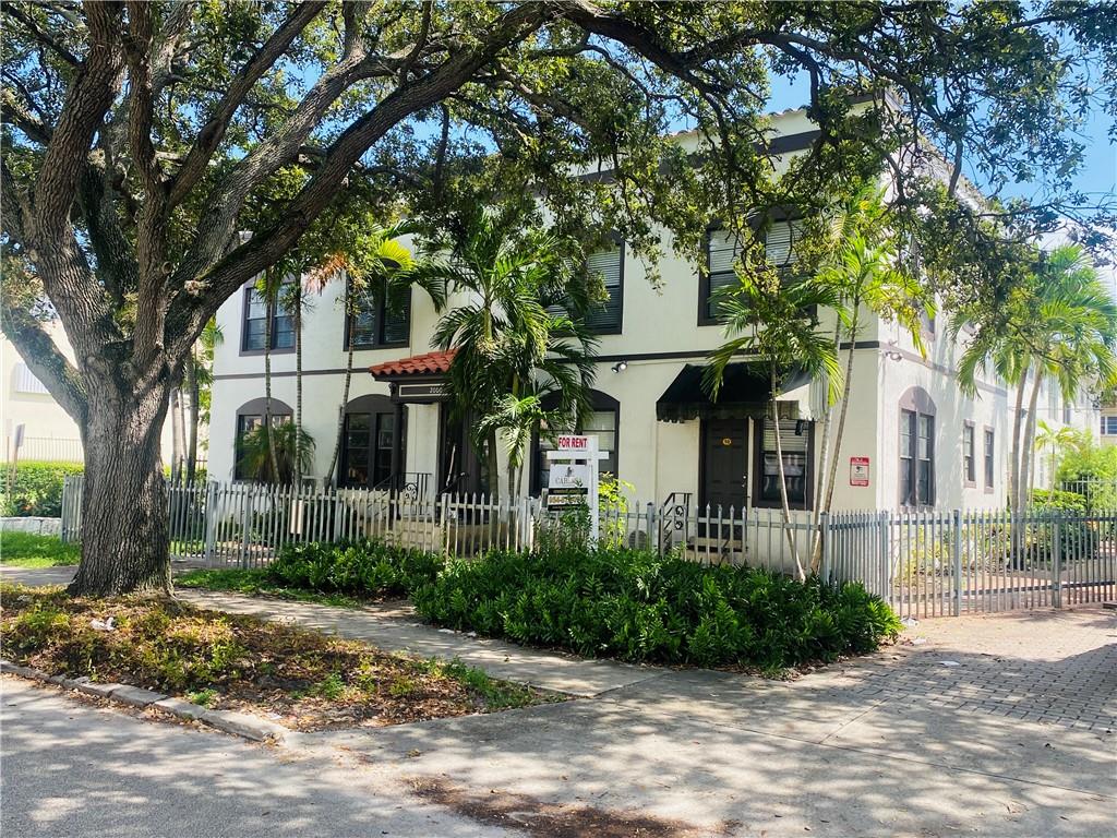 Hollywood 1-21 B - Residential Lease