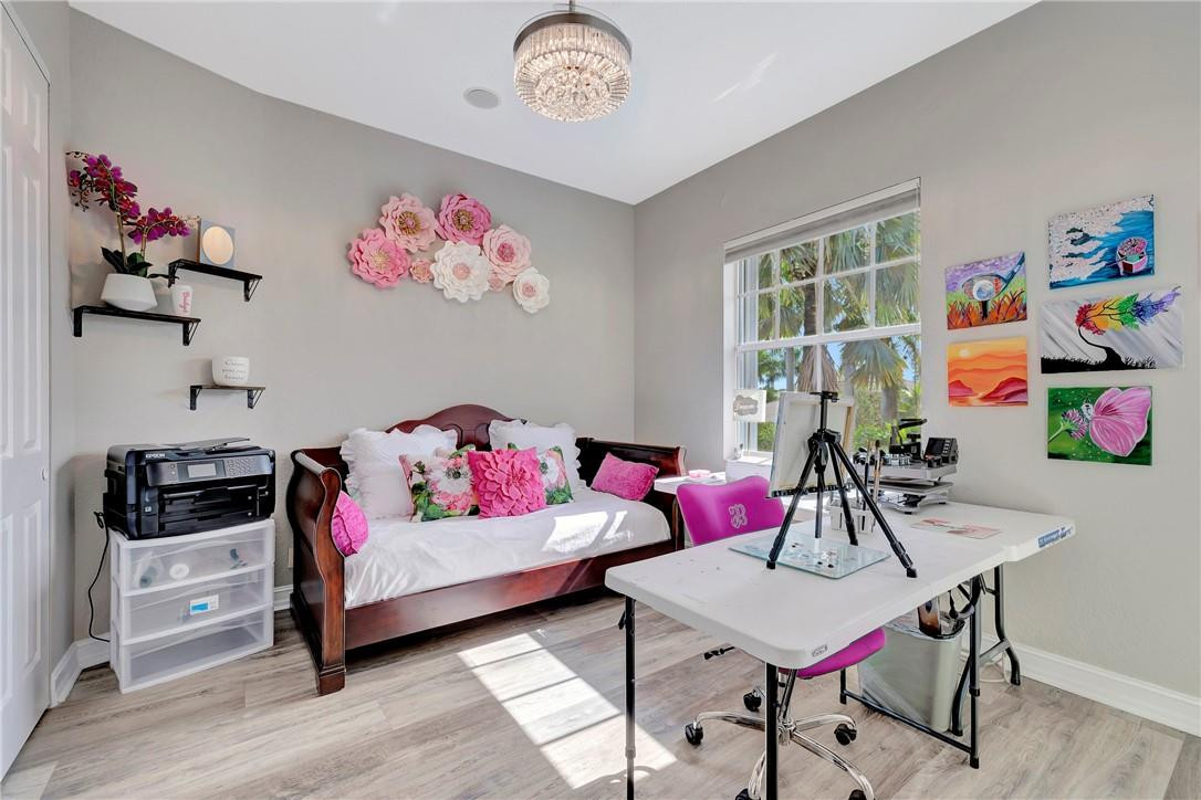Heron Bay East 169-105 B - Residential