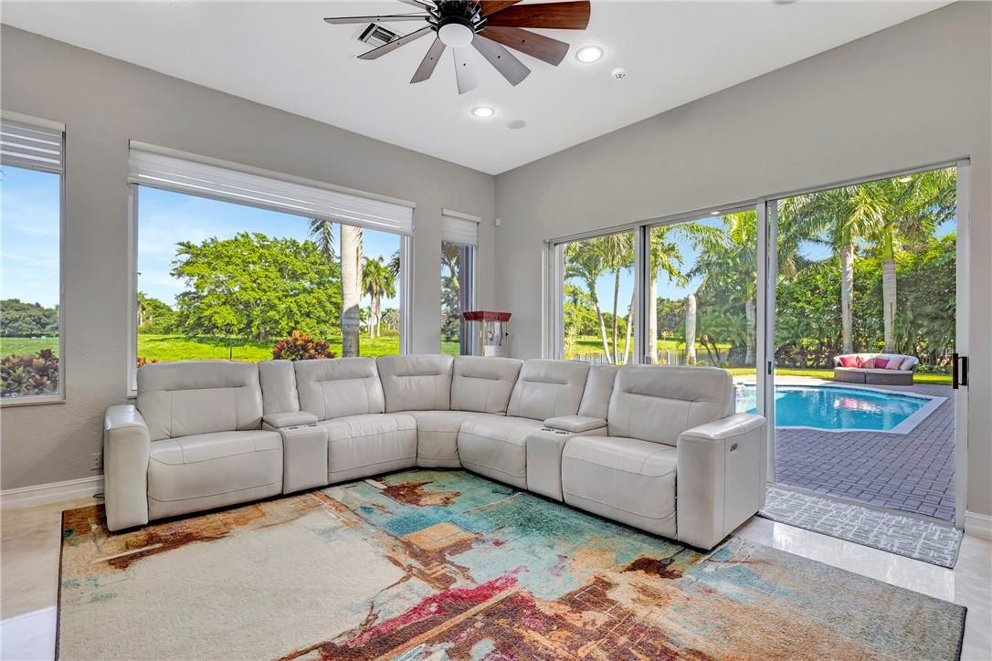Heron Bay East 169-105 B - Residential