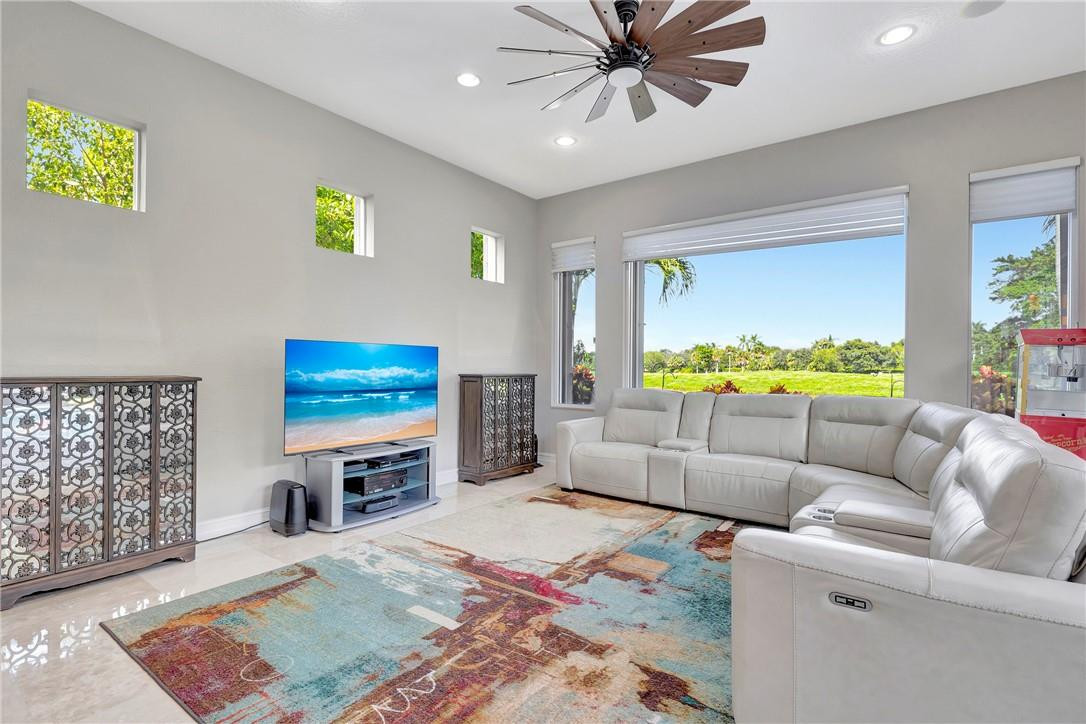 Heron Bay East 169-105 B - Residential