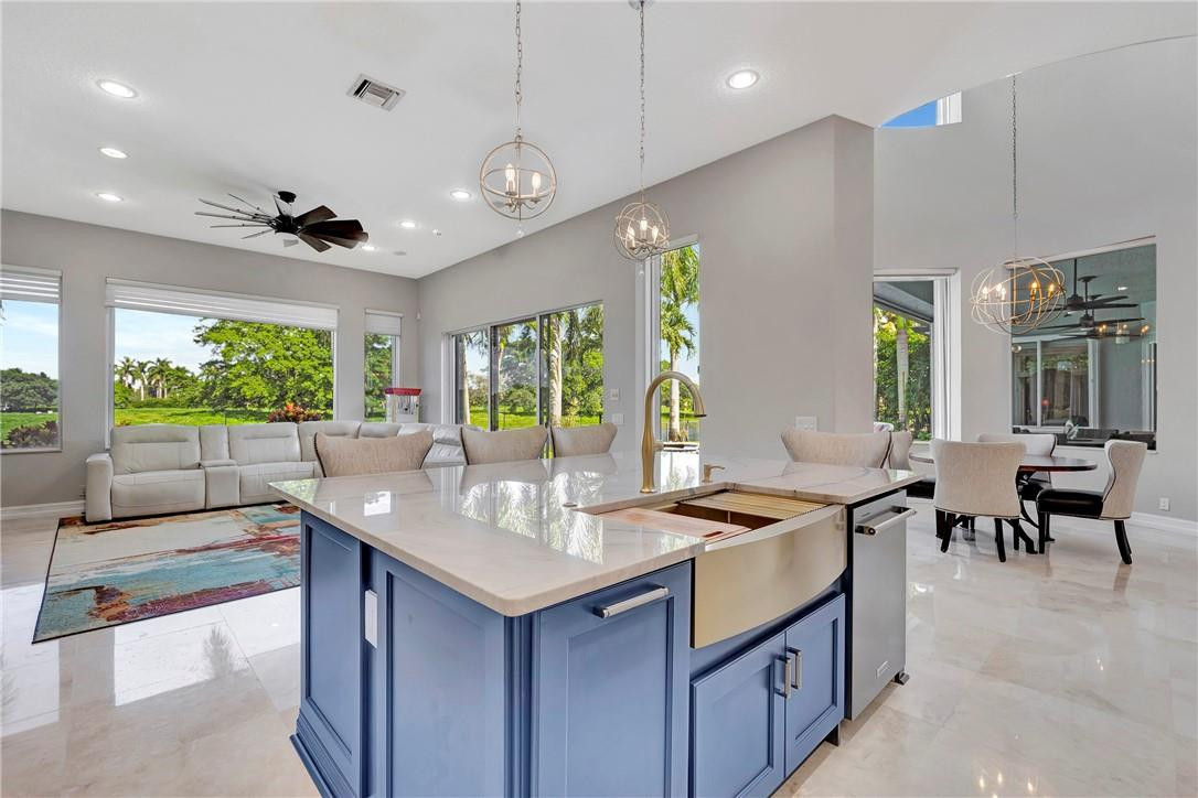 Heron Bay East 169-105 B - Residential