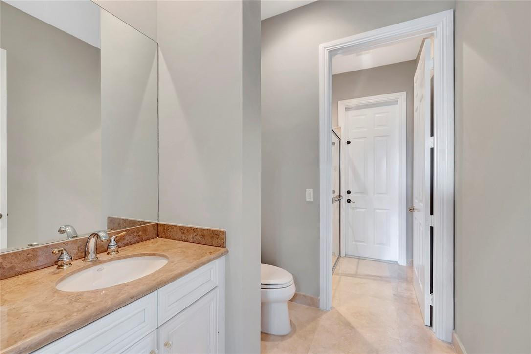 Heron Bay East 169-105 B - Residential