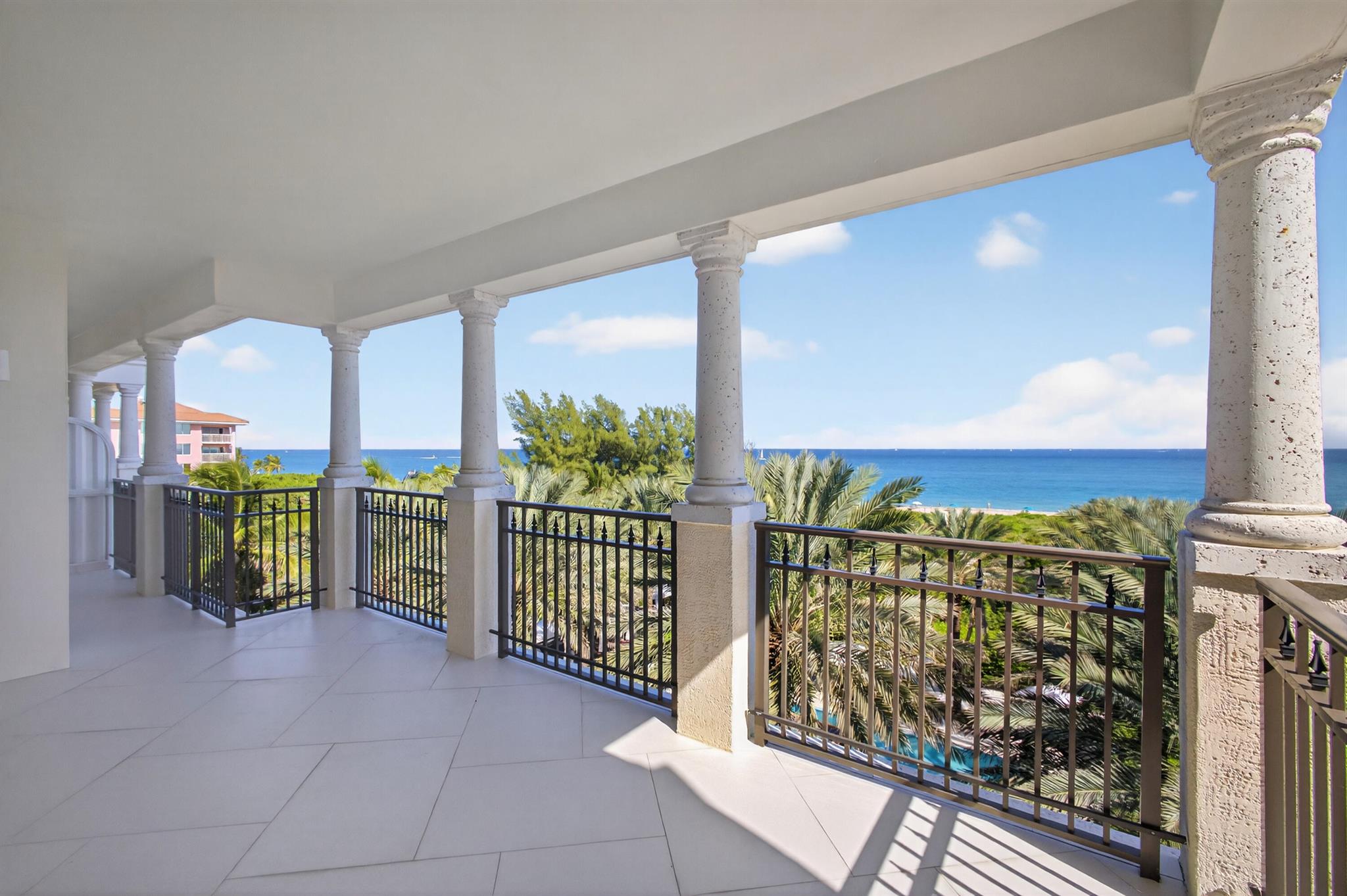 DOLCE VITA CONDO - Residential