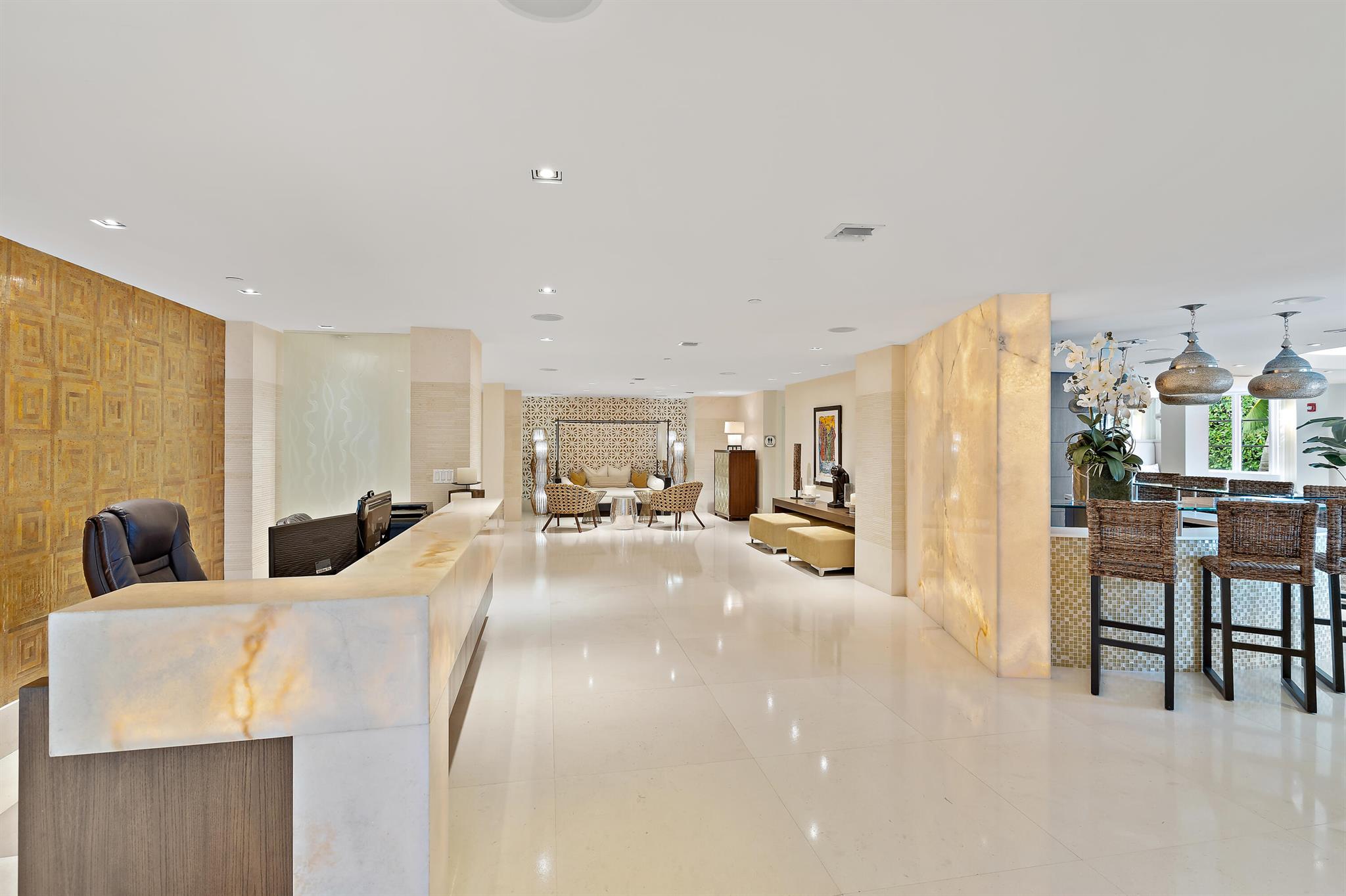 DOLCE VITA CONDO - Residential