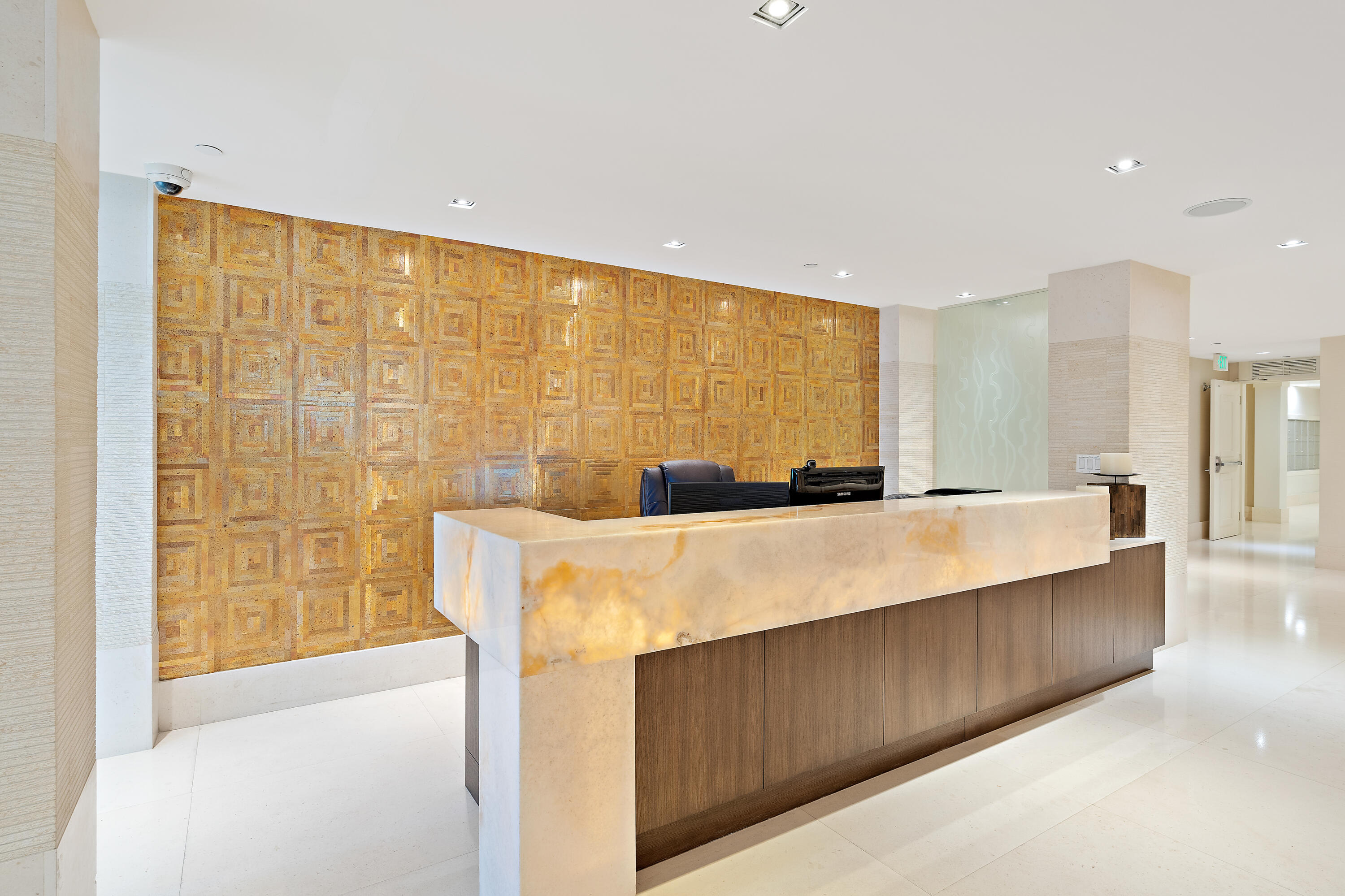 DOLCE VITA CONDO - Residential