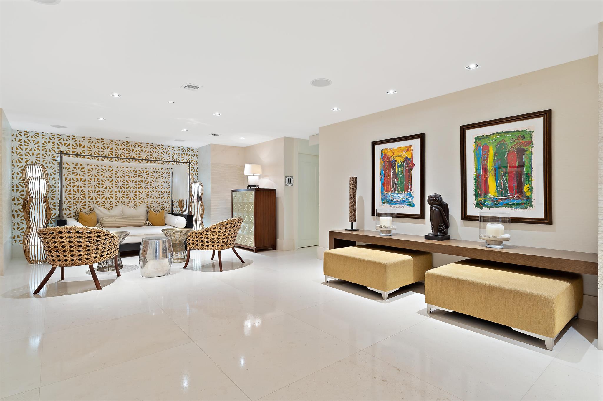 DOLCE VITA CONDO - Residential