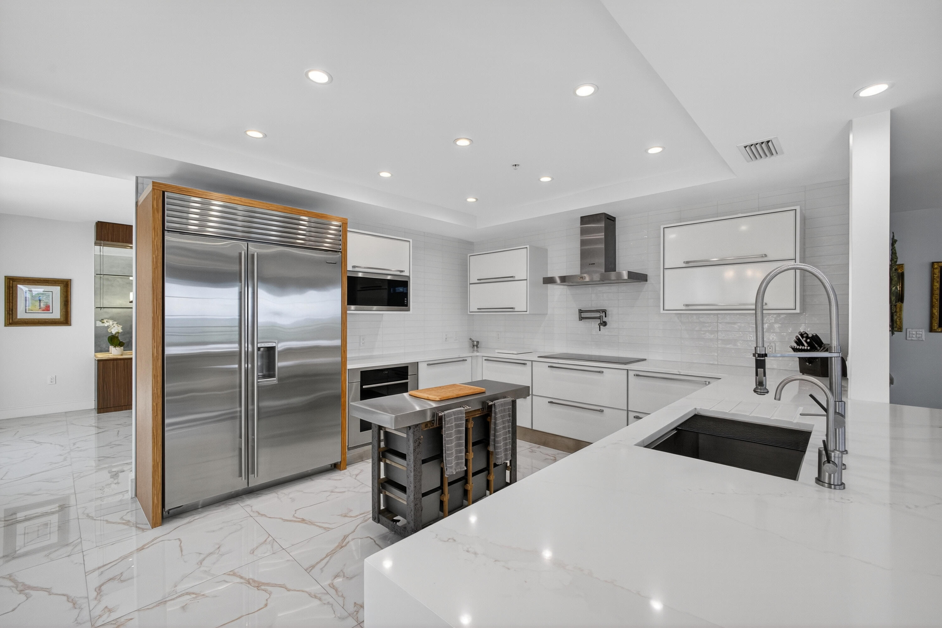 DOLCE VITA CONDO - Residential