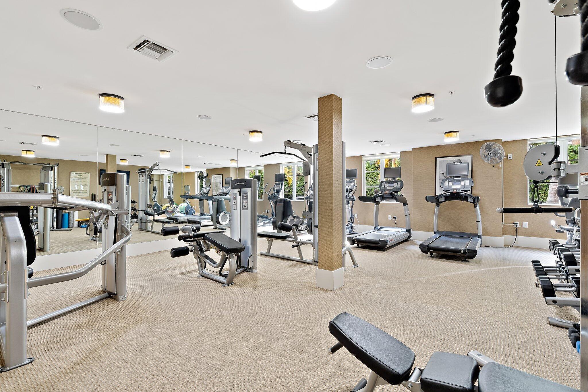 DOLCE VITA CONDO - Residential