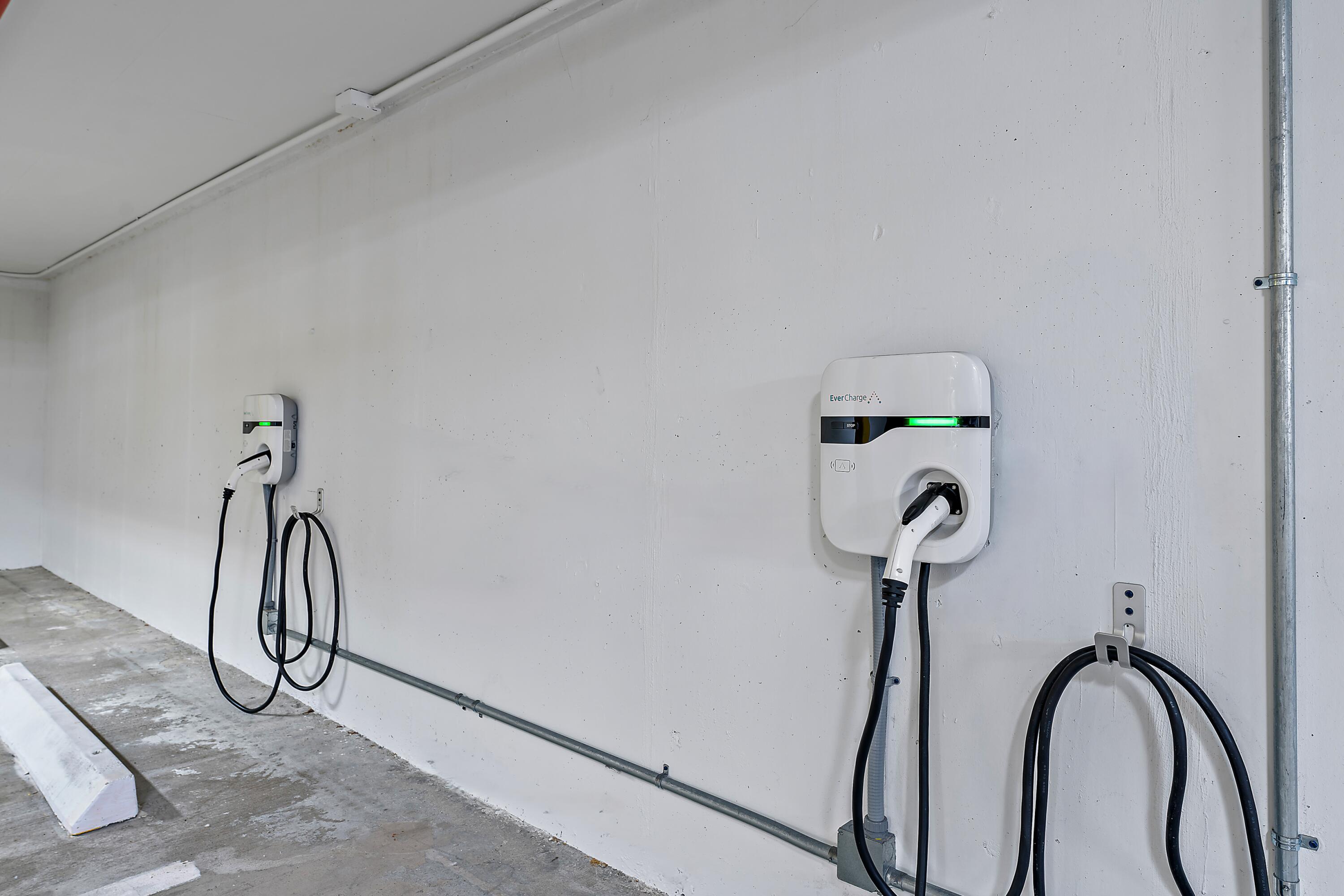 DOLCE VITA CONDO - Residential