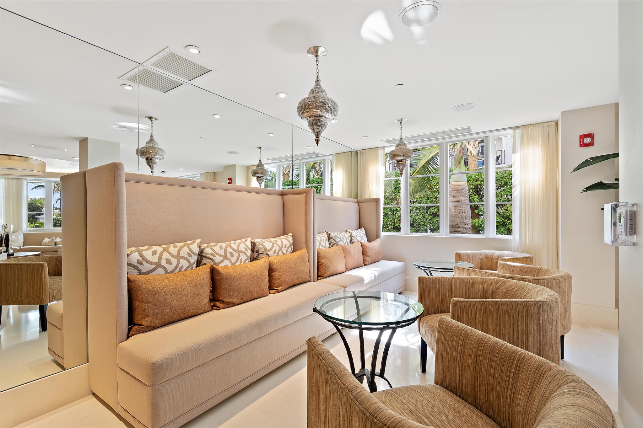 DOLCE VITA CONDO - Residential