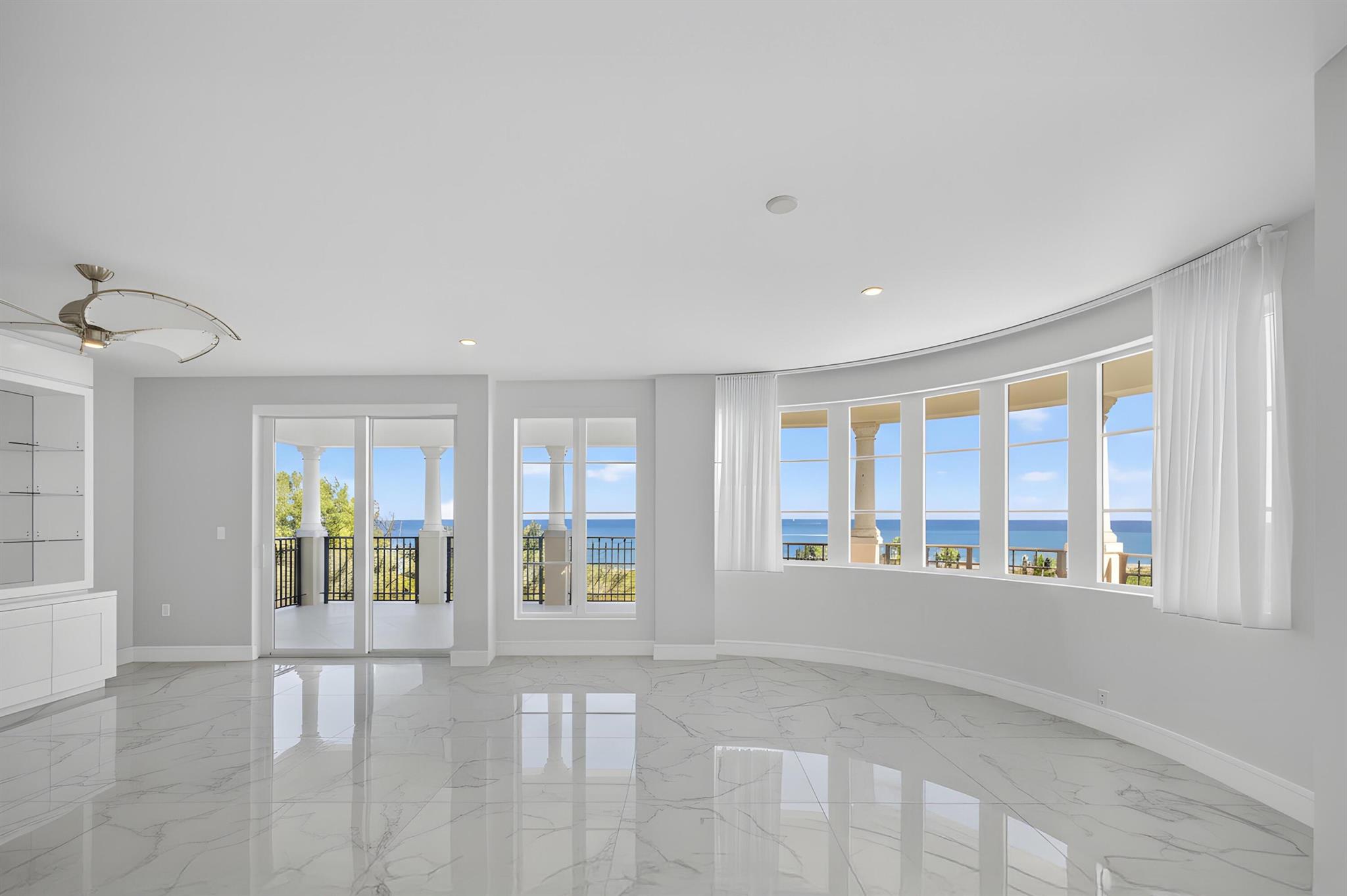 DOLCE VITA CONDO - Residential