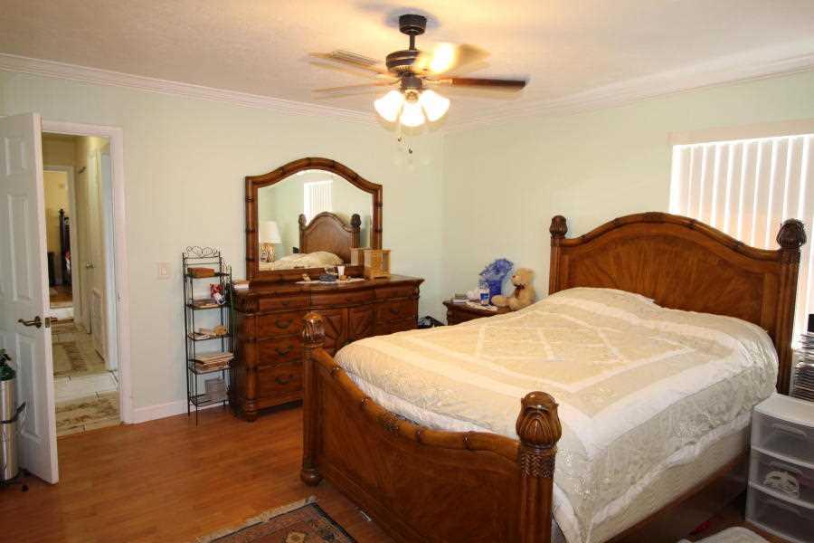 SOUTH DANIA HEIGHTS AMEN - Residential