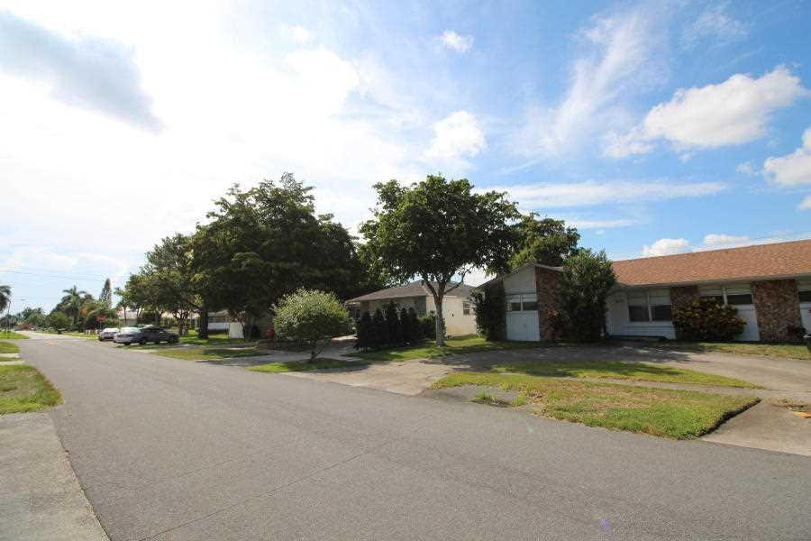 SOUTH DANIA HEIGHTS AMEN - Residential